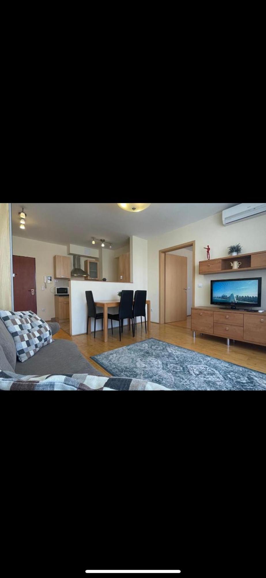 Downtown Family Apartmán *