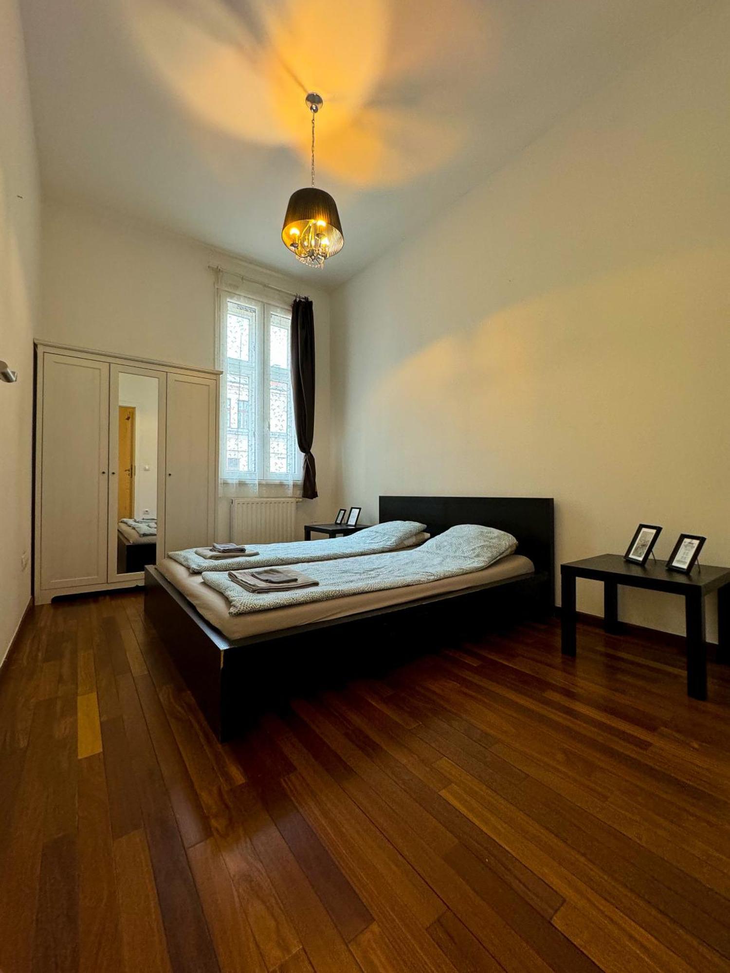 Downtown Family Apartment *