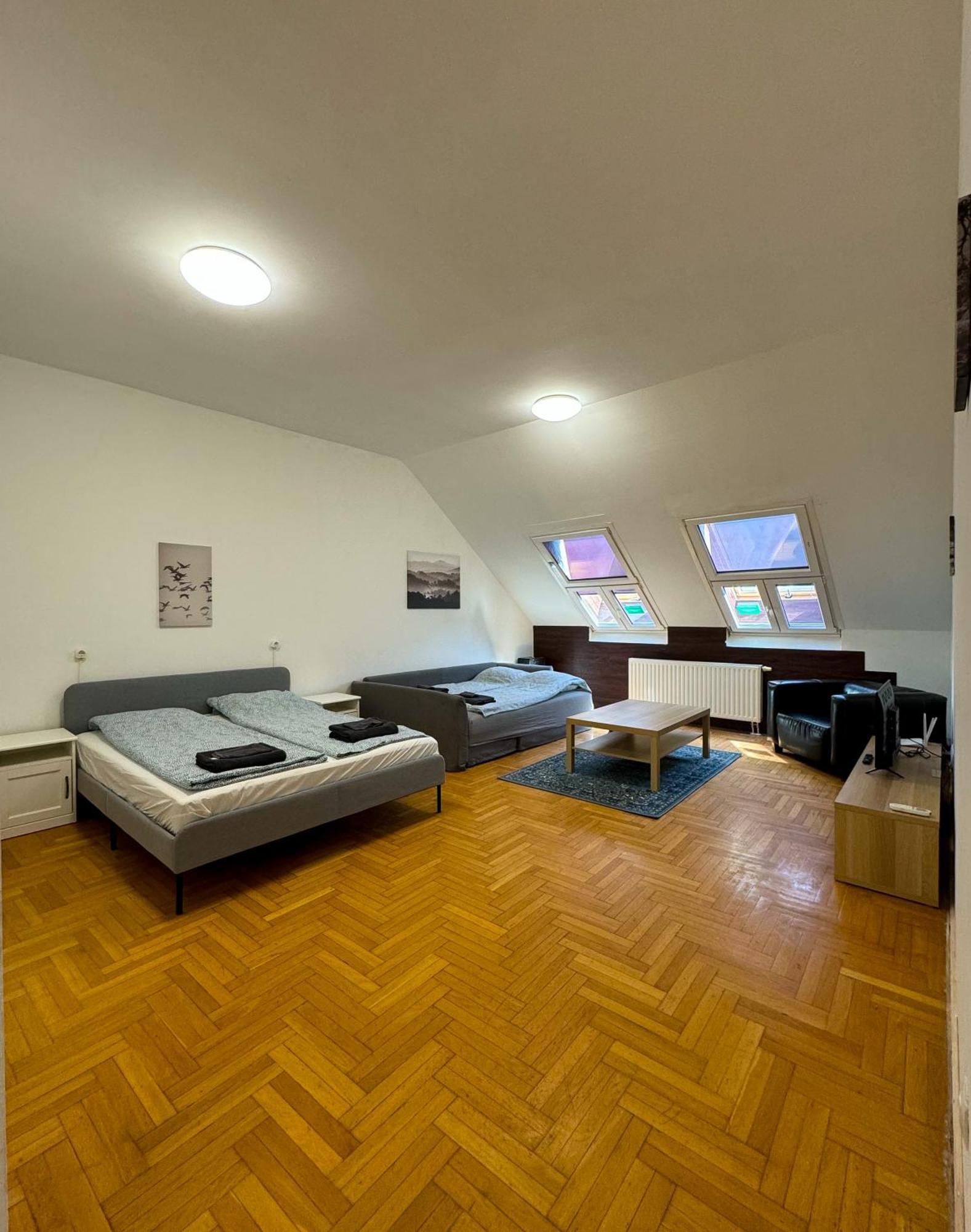 Downtown Family Apartmán *