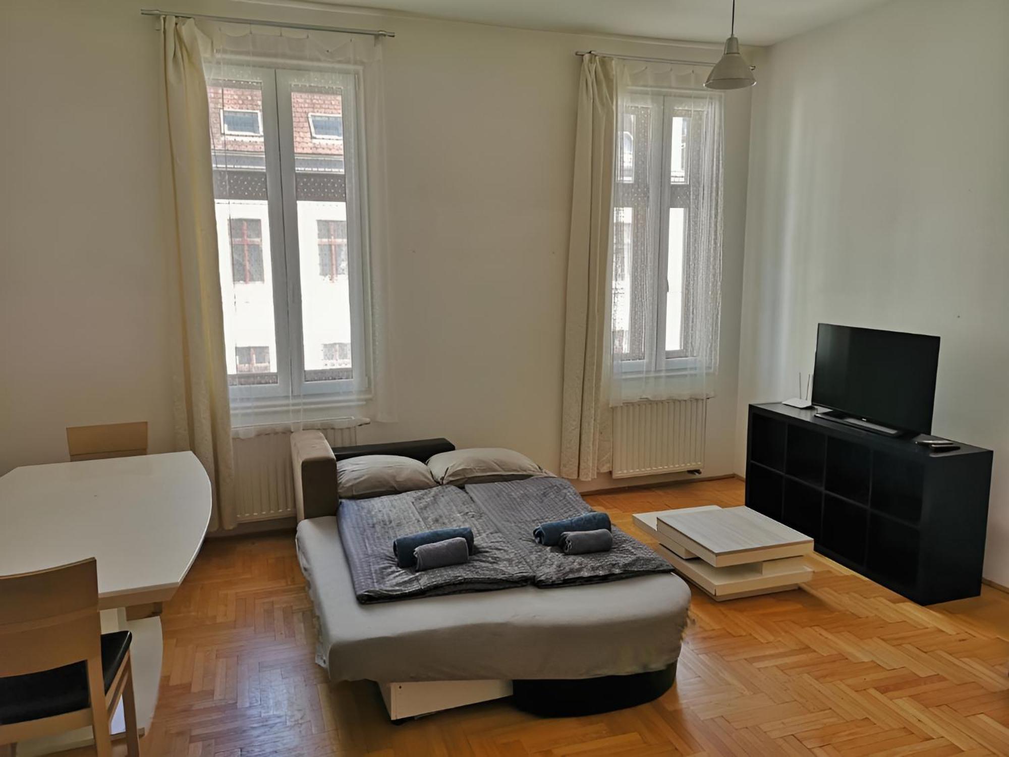 Downtown Family Apartment *